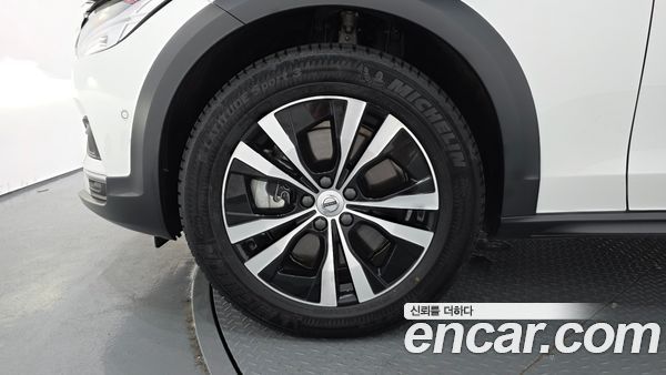 Volvo V90 2025, фото 4