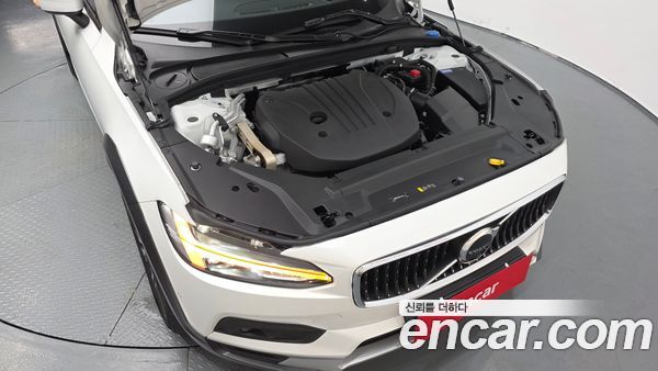 Volvo V90 2025, фото 5