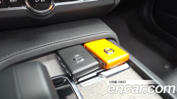Volvo V90 2025, фото 15