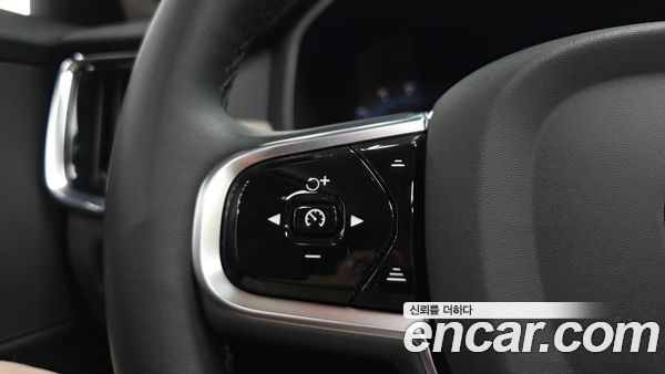 Volvo V90 2025, фото 30