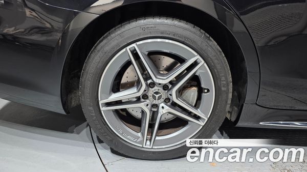 Mercedes-Benz S-Class 2022, фото 5