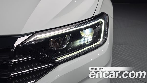 Volkswagen Jetta 2020, фото 7