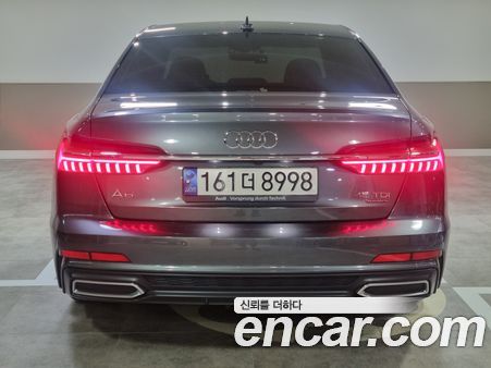 Audi A6 2021, фото 4
