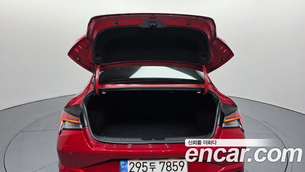 Hyundai Elantra 2021, фото 25