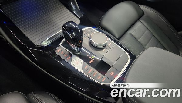 BMW X4 2025, фото 9