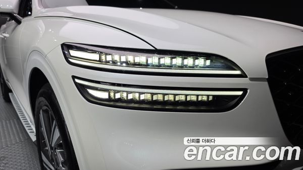 Genesis GV70 2025, фото 8