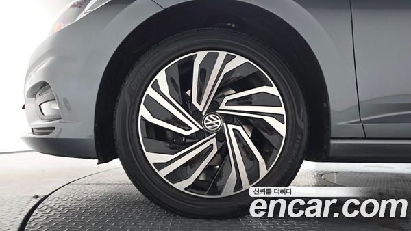 Volkswagen Jetta 2021, фото 4