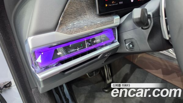 BMW 7 Series 2023, фото 10
