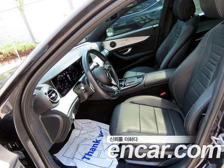 Mercedes-Benz E-Class 2021, фото 5