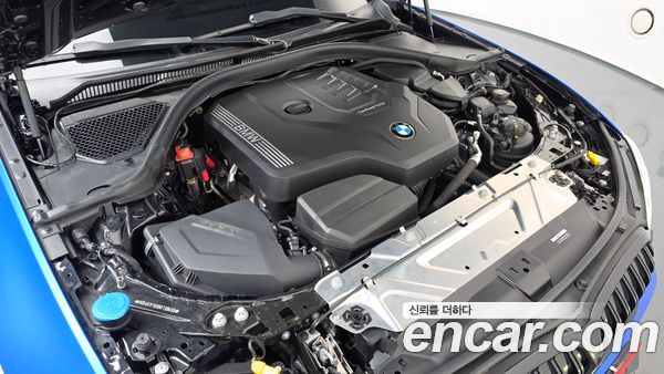 BMW 3 Series 2024, фото 6