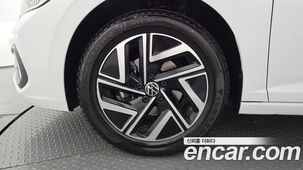 Volkswagen Jetta 2024, фото 4
