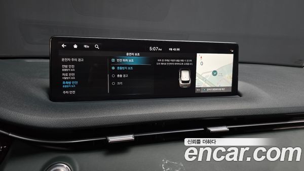 Genesis GV70 2024, фото 18
