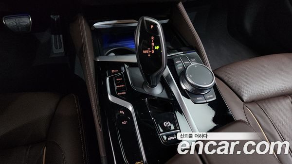 BMW 5 Series 2022, фото 12
