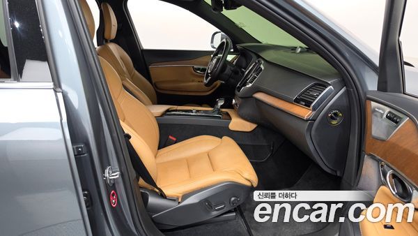 Volvo XC90 2020, фото 16