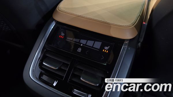 Volvo XC90 2020, фото 35
