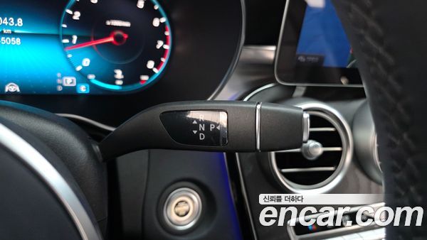 Mercedes-Benz C-Class 2021, фото 9