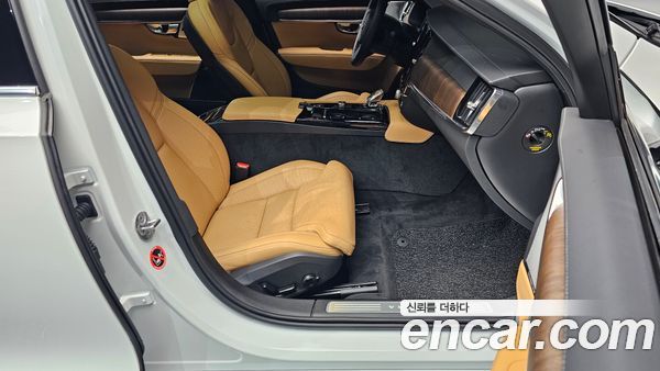 Volvo S90 2025, фото 16