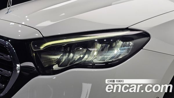 Mercedes-Benz E-Class 2024, фото 7