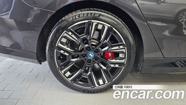 BMW i5 2024, фото 5