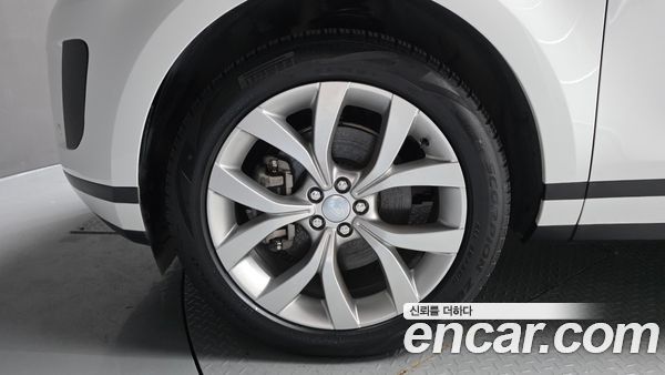 Land Rover Range Rover Evoque 2022, фото 5