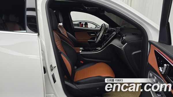 Mercedes-Benz GLC 2024, фото 16