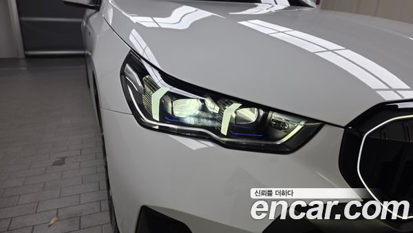 BMW i5 2025, фото 7