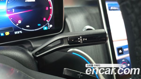 Mercedes-Benz GLC 2023, фото 11