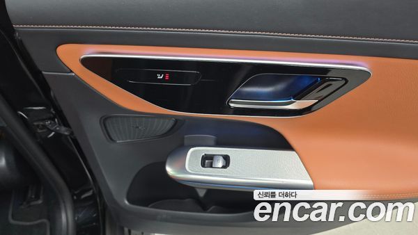 Mercedes-Benz GLC 2023, фото 28