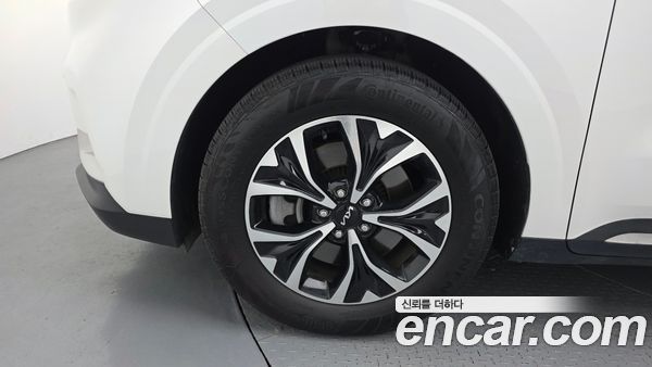 Kia Carnival 2023, фото 5