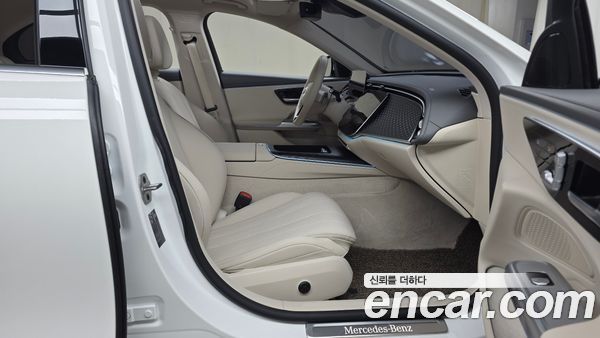 Mercedes-Benz E-Class 2024, фото 15