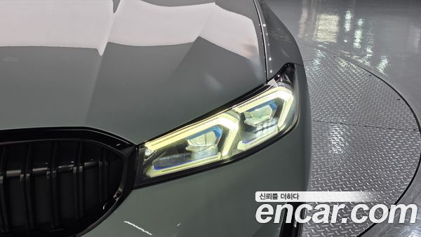 BMW 3 Series 2023, фото 7