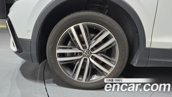 Volkswagen Tiguan 2023, фото 5