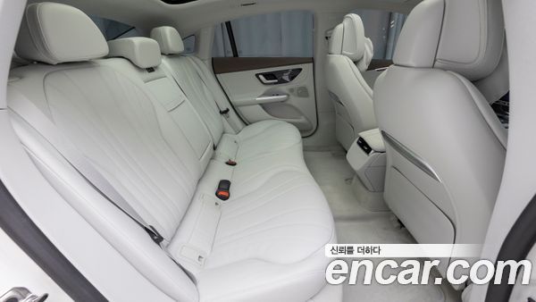 Mercedes-Benz EQE 2026, фото 11