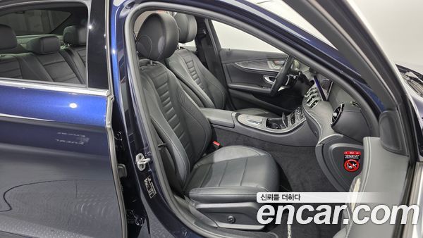 Mercedes-Benz E-Class 2022, фото 16