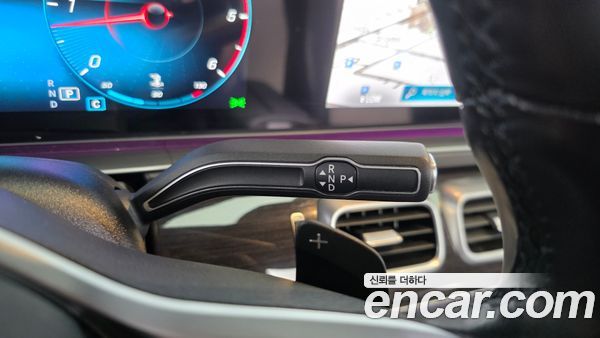 Mercedes-Benz GLE 2021, фото 12
