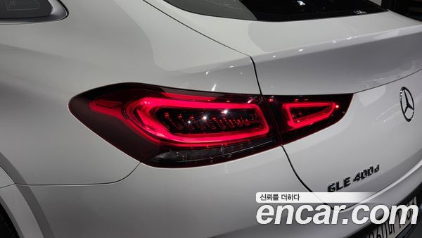 Mercedes-Benz GLE 2021, фото 9