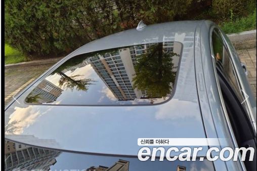 BMW 5 Series 2023, фото 20