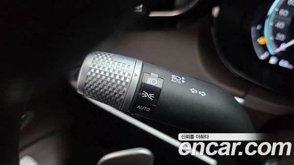 Genesis GV70 2021, фото 28