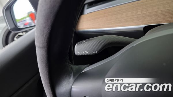 Tesla Model Y 2021, фото 29