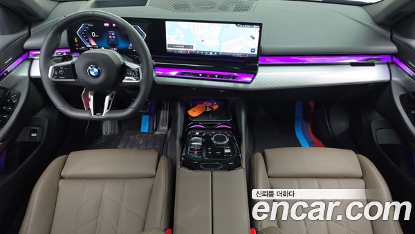 BMW 5 Series 2025, фото 10