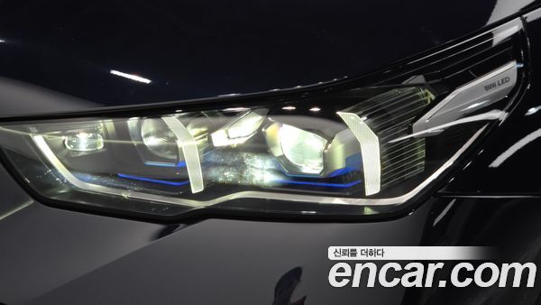 BMW 5 Series 2025, фото 8
