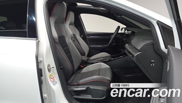 Volkswagen Golf 2024, фото 16