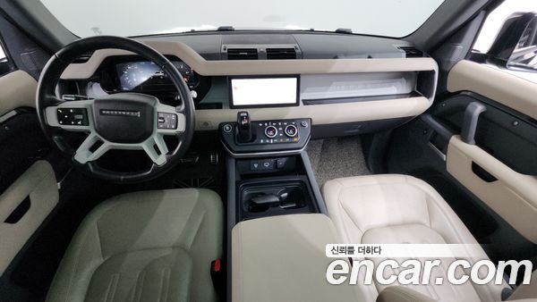 Land Rover Defender 2022, фото 10