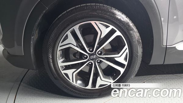 Hyundai Santa Fe 2020, фото 5