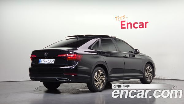 Volkswagen Jetta 2021, фото 2
