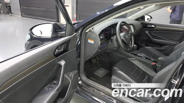 Volkswagen Jetta 2021, фото 10