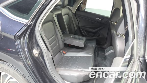 Volkswagen Jetta 2021, фото 11