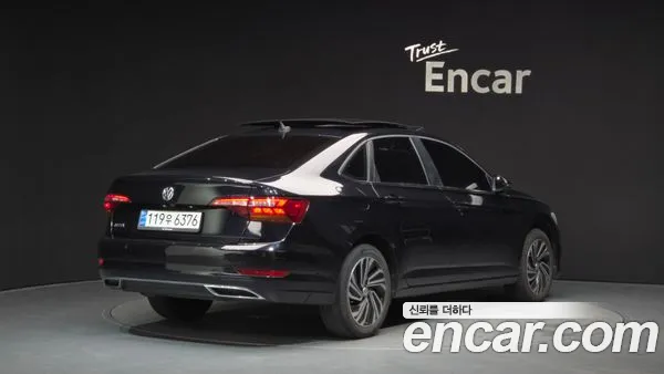 Volkswagen Jetta 2021, фото 2