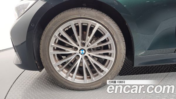 BMW 3 Series 2020, фото 4