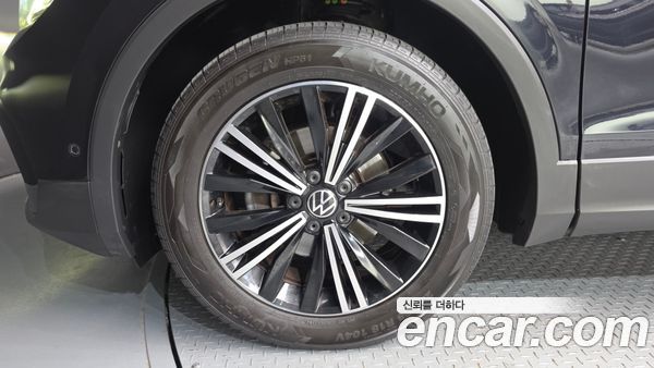 Volkswagen Tiguan 2022, фото 5